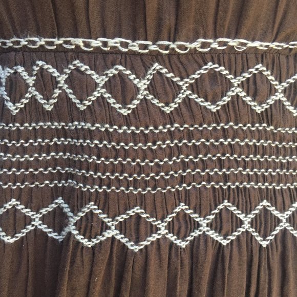 Sweet Girly Smocked Dress - Picture 6 of 15